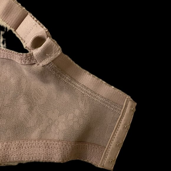 NWOT Playtex 18 Hour Ultimate Shoulder Comfort Bra - Picture 6 of 7